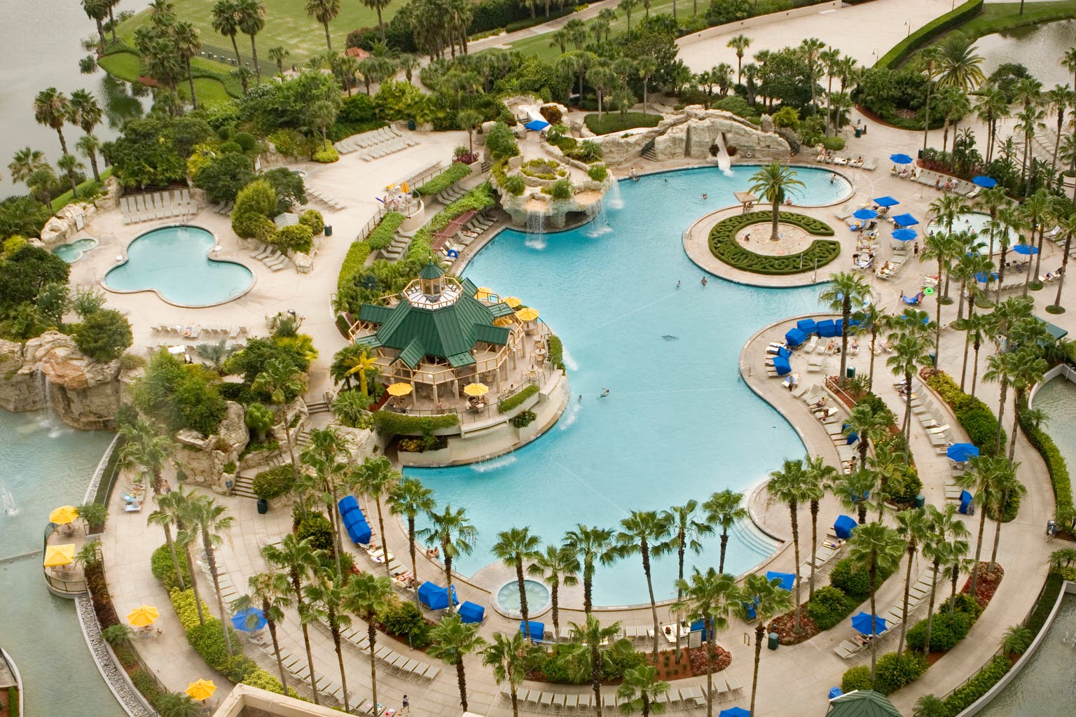 Hilton Grand Vacations: Attractive Despite Aggressive Financial Policy (Rating Upgrade)