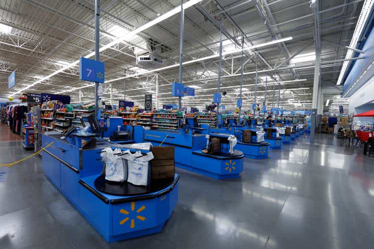 Walmart opposes panic buttons in stores