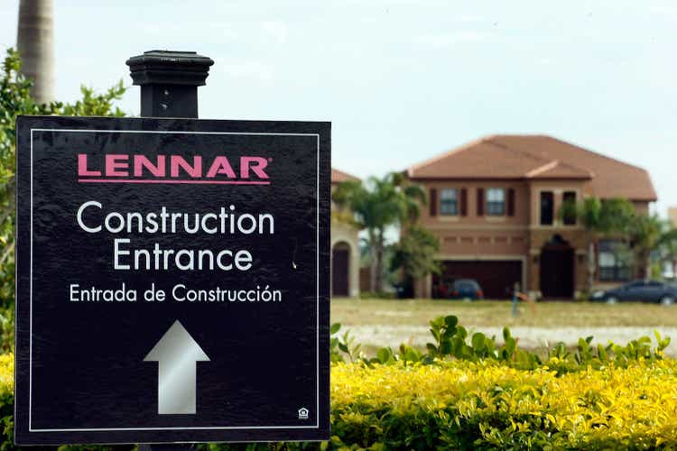Home Builder Lennar Posts First Quarterly Profit In Two Years