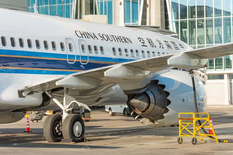 Boeing 737-8 max China southern, Luchthaven Poelkovo, Rusland Sint-Petersburg. 02 juni 2018.