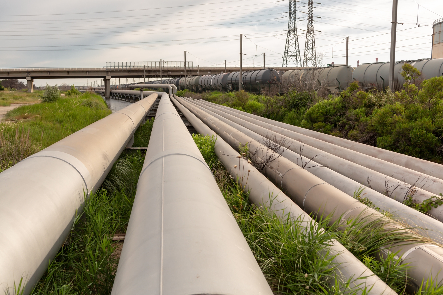 Hess Midstream: When It Rains It Pours And This Time Chevron Is Raining On Shareholders