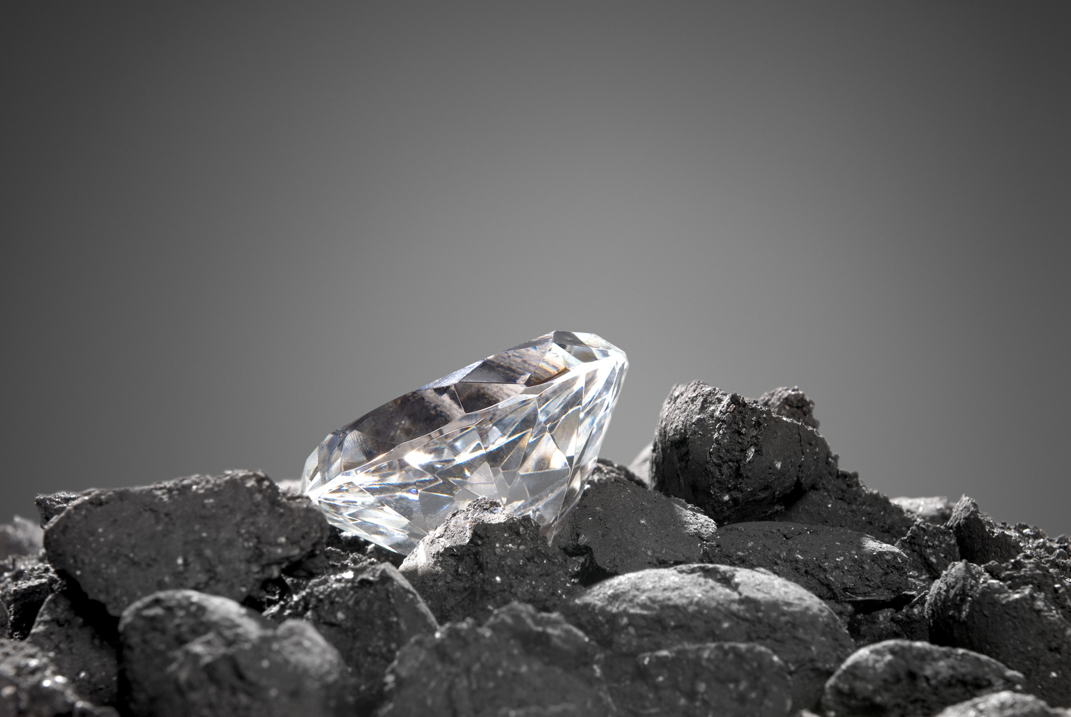 seekingalpha.com - IWA Research - Natural Resource Partners: Nearing Debt-Free Status Despite Soda Ash Headwinds (NYSE:NRP)