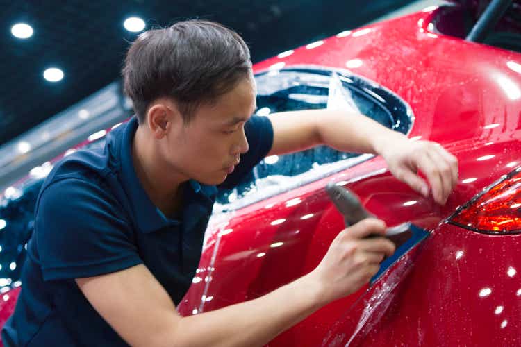 car pastes the membrane
