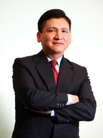Edgar Perez, author of The Speed Traders