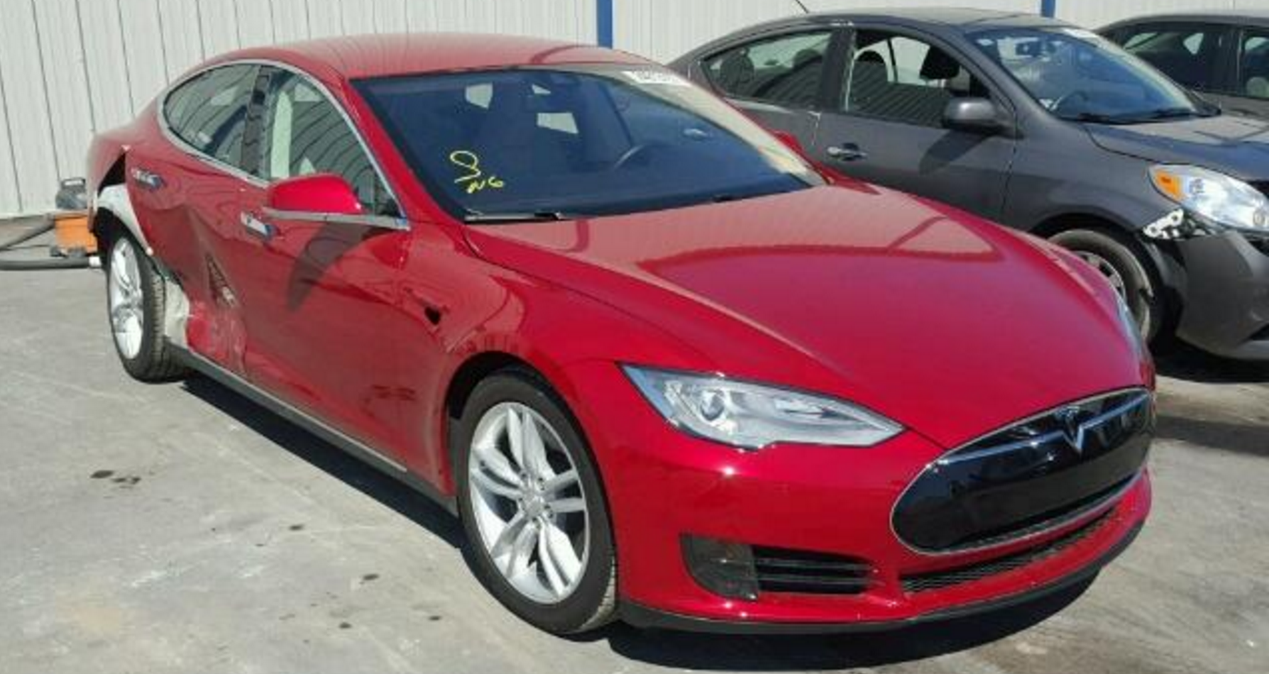 here-are-4-reasons-why-tesla-cars-are-super-expensive