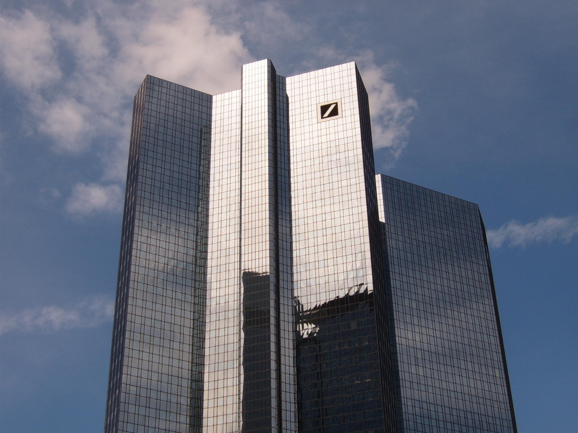 Deutsche Bank: The Derivatives Myth, Evolved (NYSE:DB ...