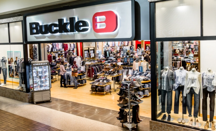 Buckle 9 on sale