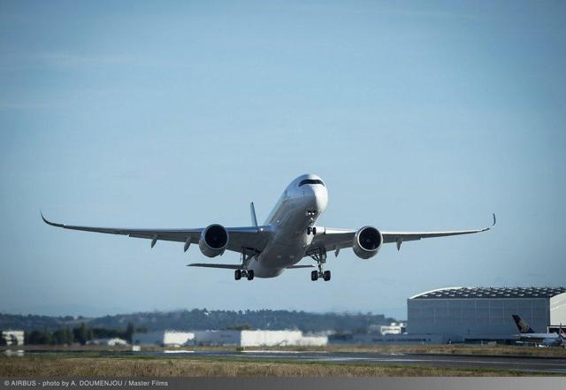 A350 900超远程新加坡航空公司起飞