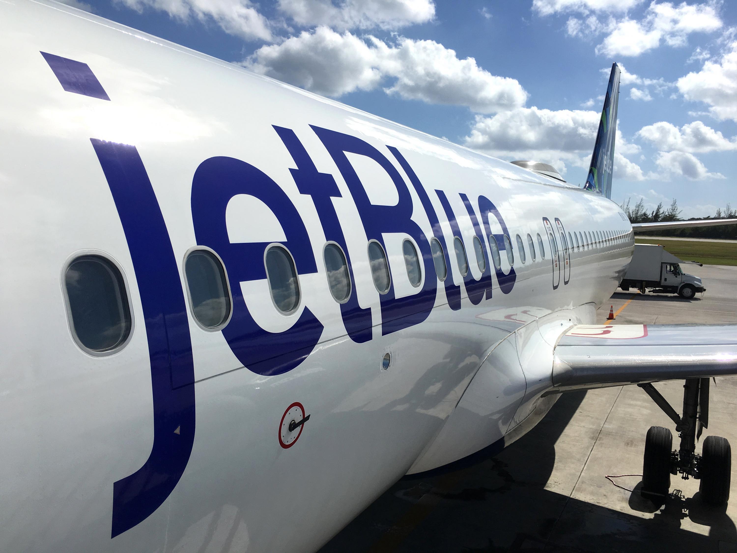 jetblue damaged baggage claim