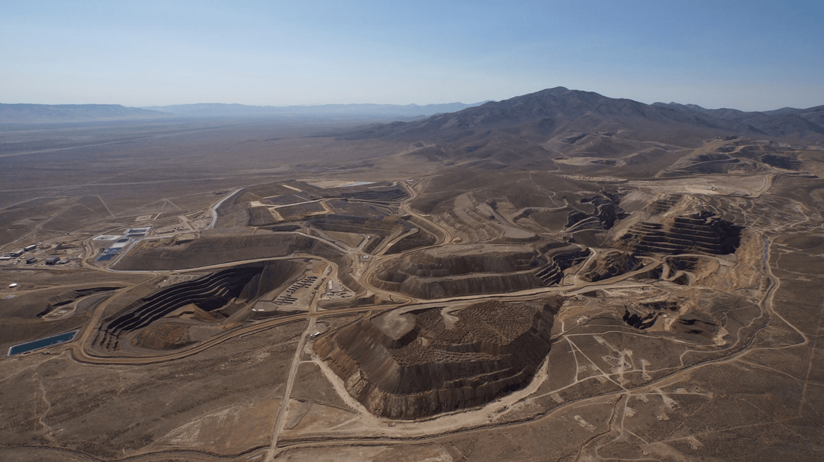 Mining mountain. Mining industry. Silver Mining in Nevada. Унье майнинг Индастри Турция. Silver Mining in Nevada 2015.