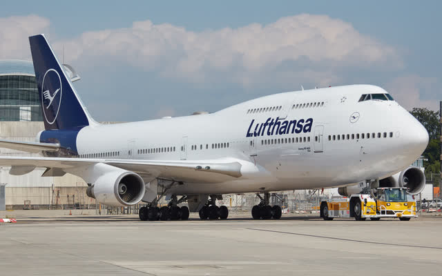 Lufthansa Waves Goodbye To Boeing And Airbus Quads Nyse Ba Seeking Alpha