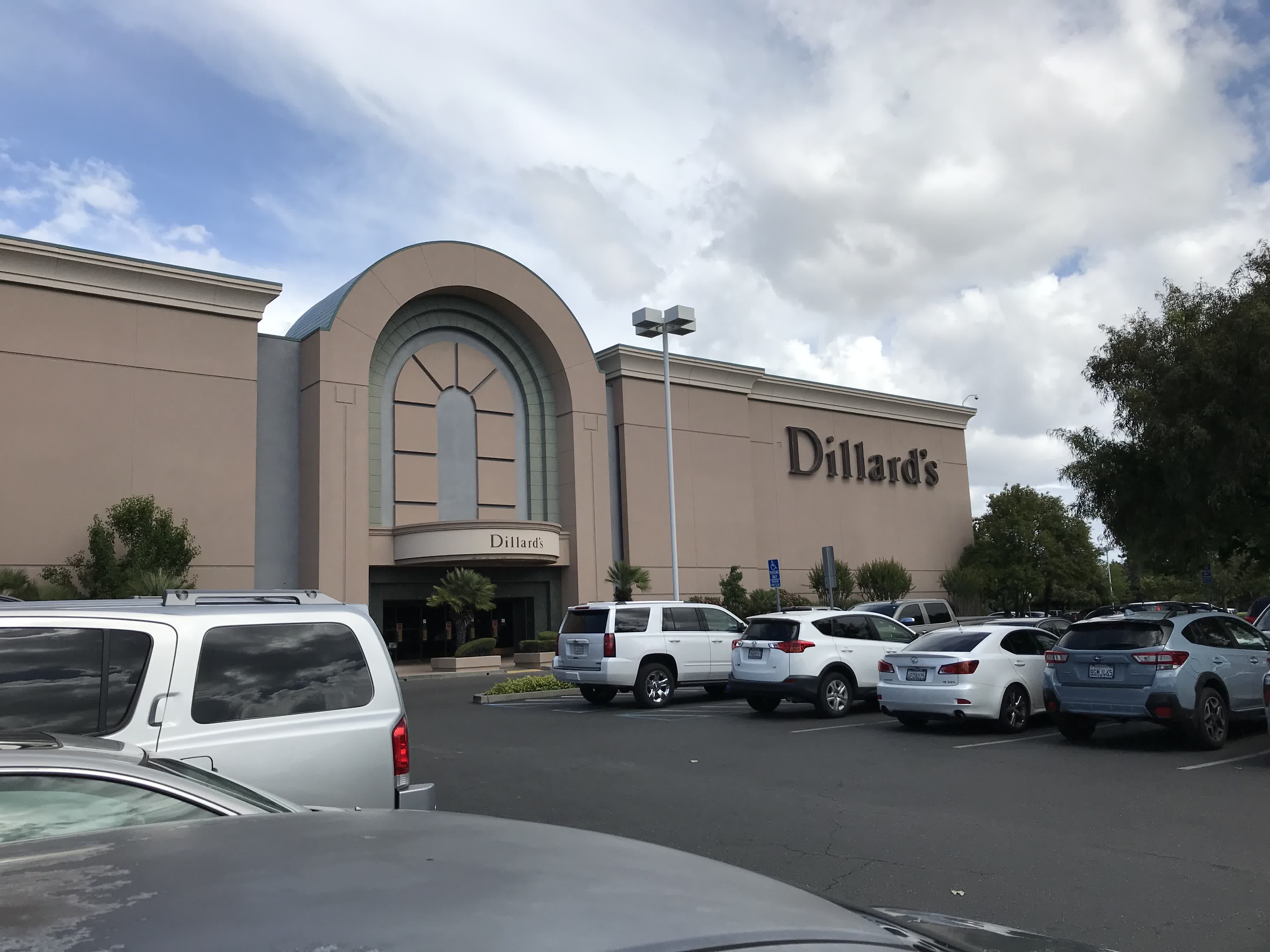 Buy Dillard's Stock, But Not For The Core Business (NYSEDDS) Seeking Alpha