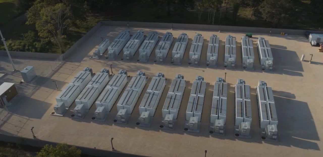 Tesla energy storage project in Angleton, Texas
