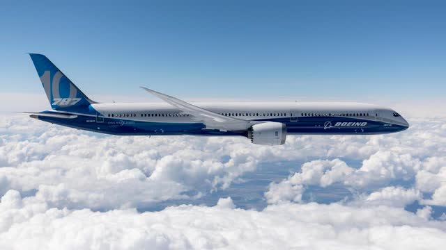Boeing 787-10 aircraft