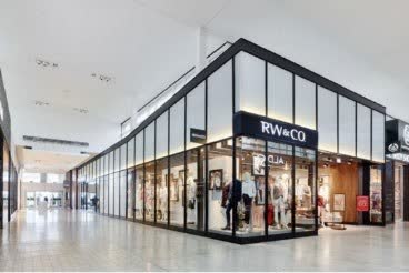 RW&Co Store Front