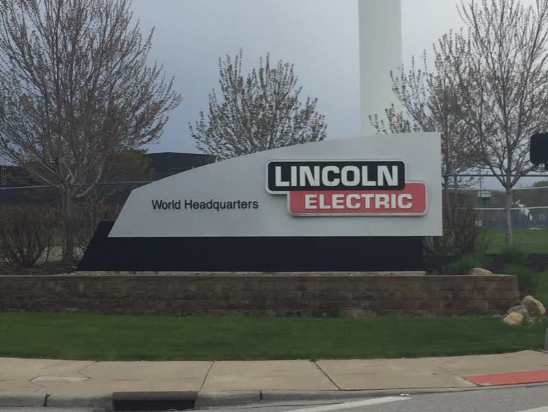 Lincoln Electric Stock